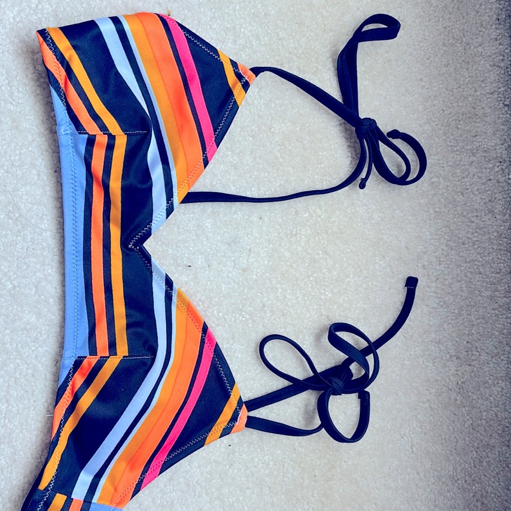 AERIE neon swimsuit top